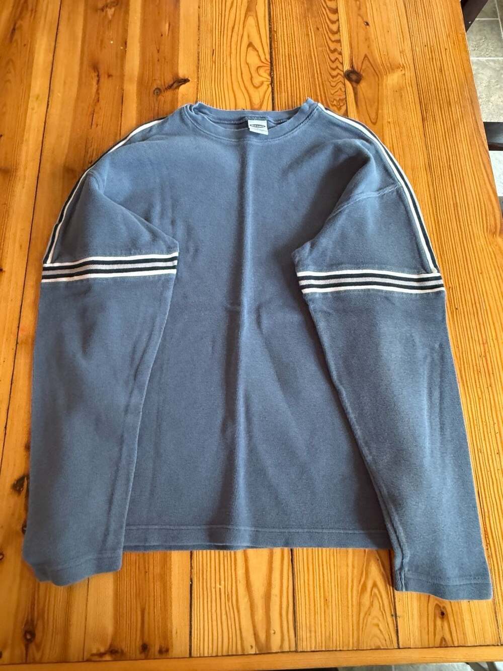 Old Navy Thermal Long Sleeve Shirt Blue Striped Sleeves